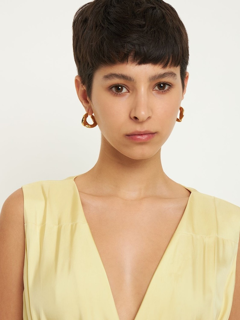 Waved hoop earrings 2