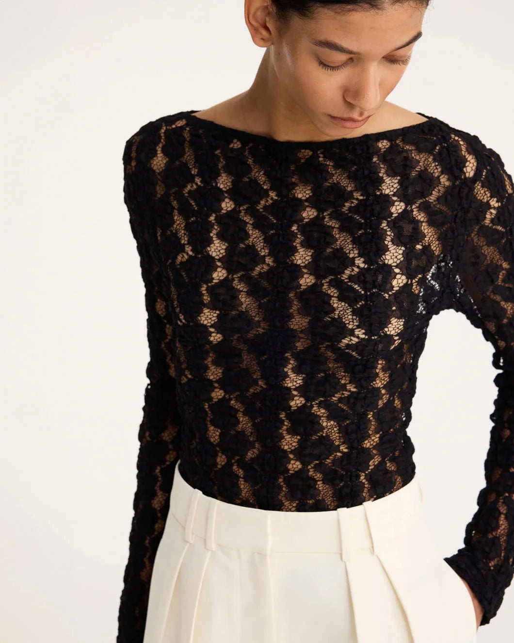LACE BOAT NECK TOP BLACK - 5