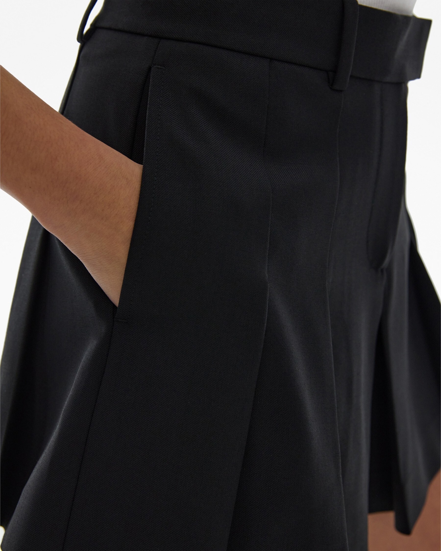PLEATED STRETCH WOOL SKORT - 7