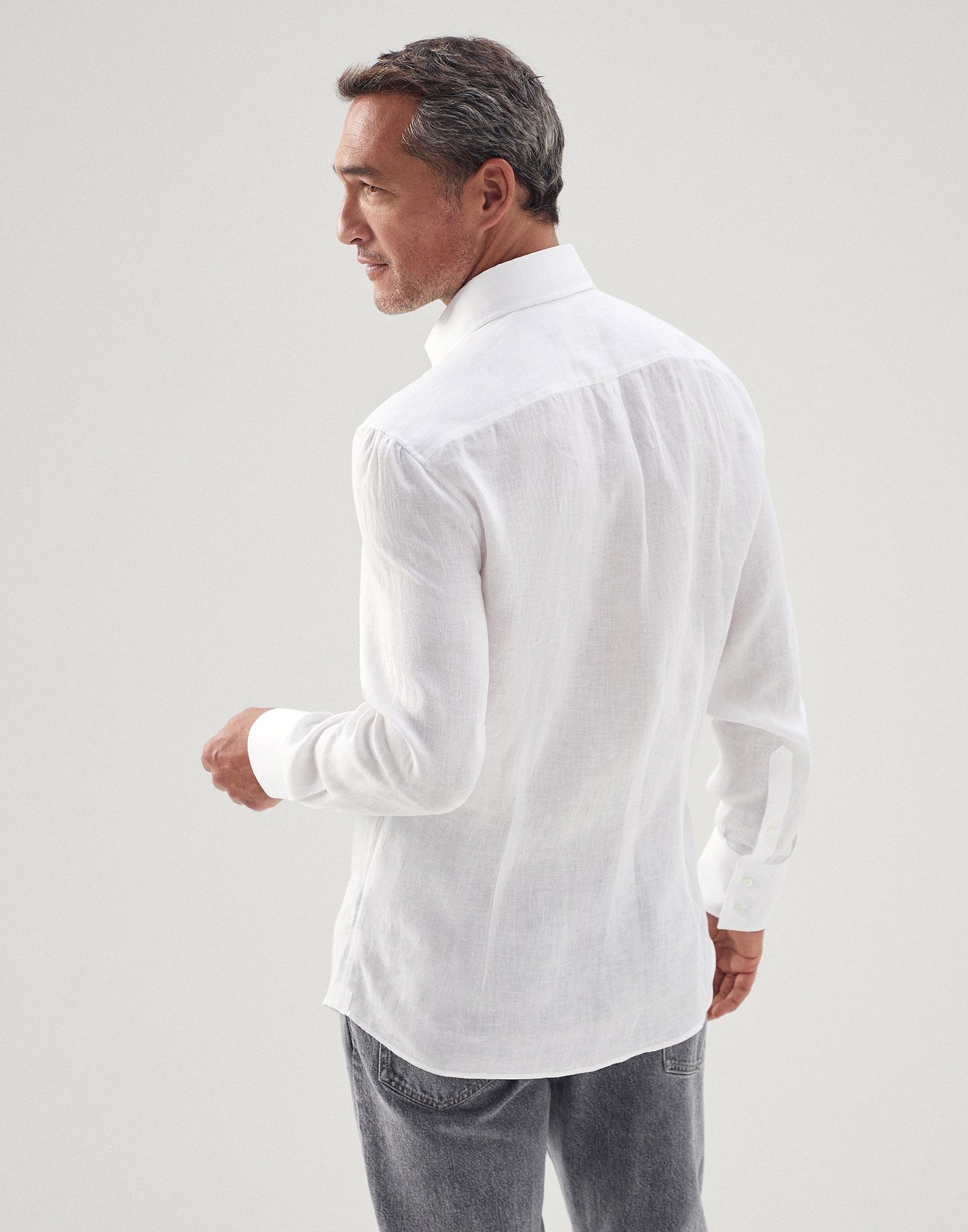 Linen slim fit shirt with spread collar - 2