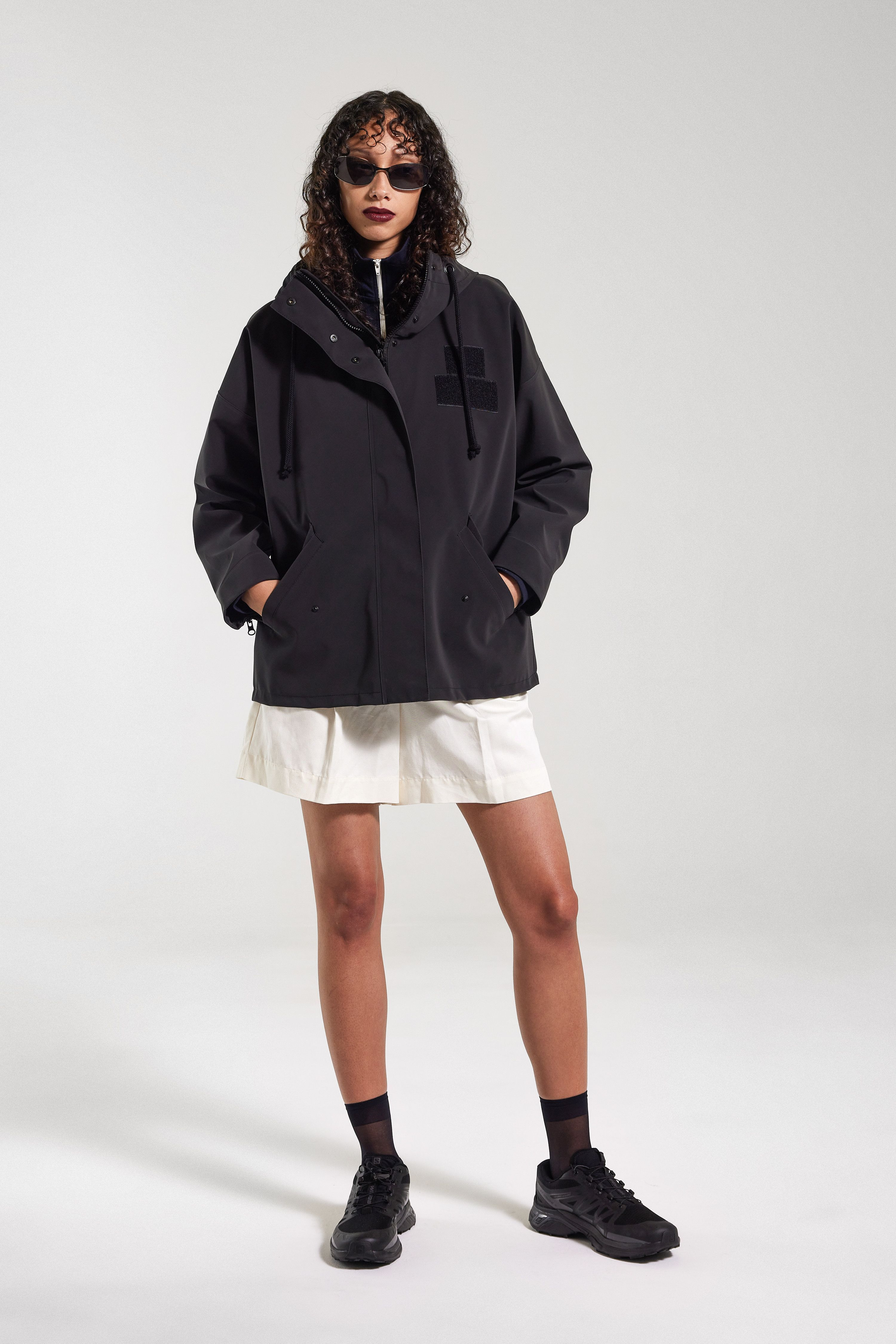 Faversham Matte Raincoat Black - 2