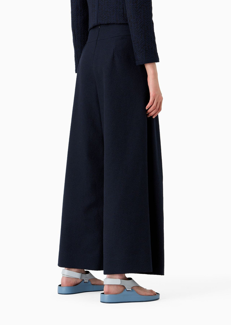 Wide pleated trousers with embossed jacquard motif 3