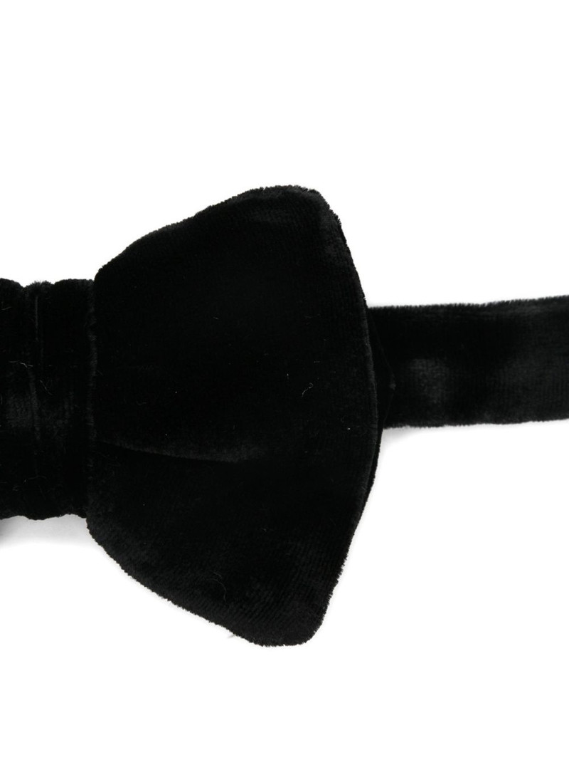 EMPORIO ARMANI velvet bow tie outlook
