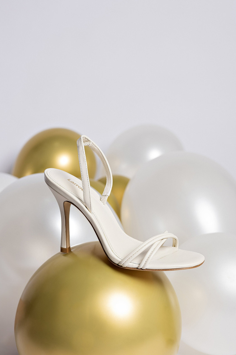 Larroudé Annie Sandal In Ivory Leather outlook