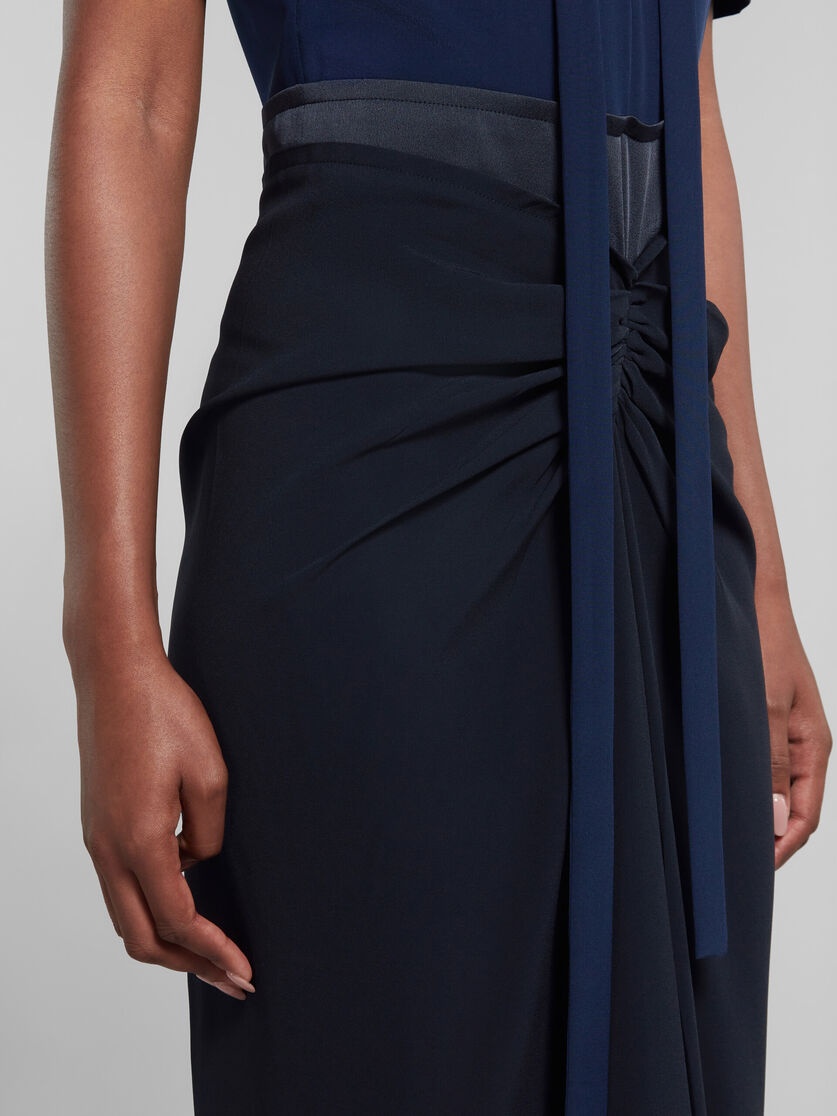 BLUE CRÊPE DE CHINE DRESS WITH DRAPING - 5