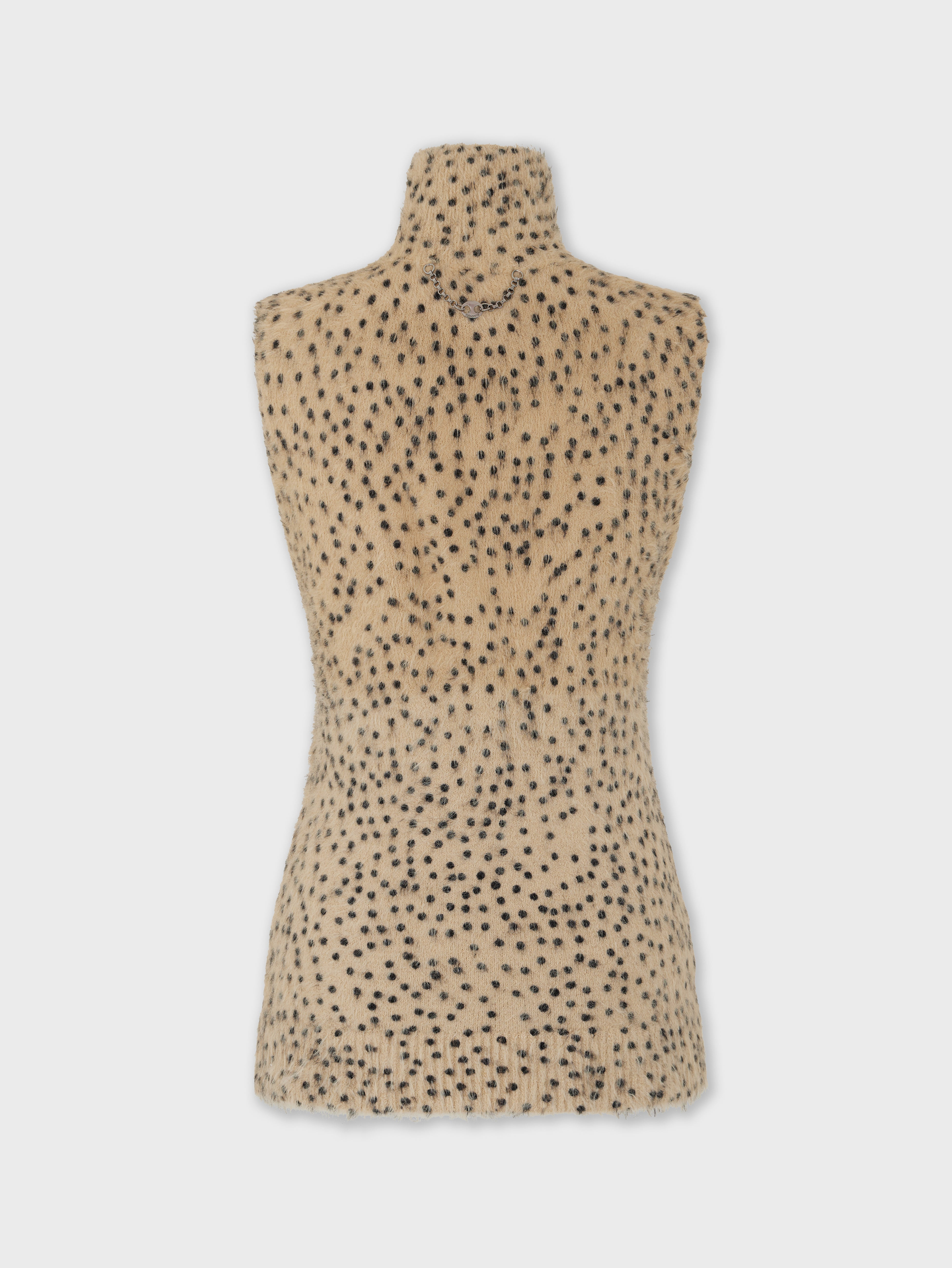 TURTLE-NECK SLEEVELESS TOP  IN BRUSHED KNIT - 7
