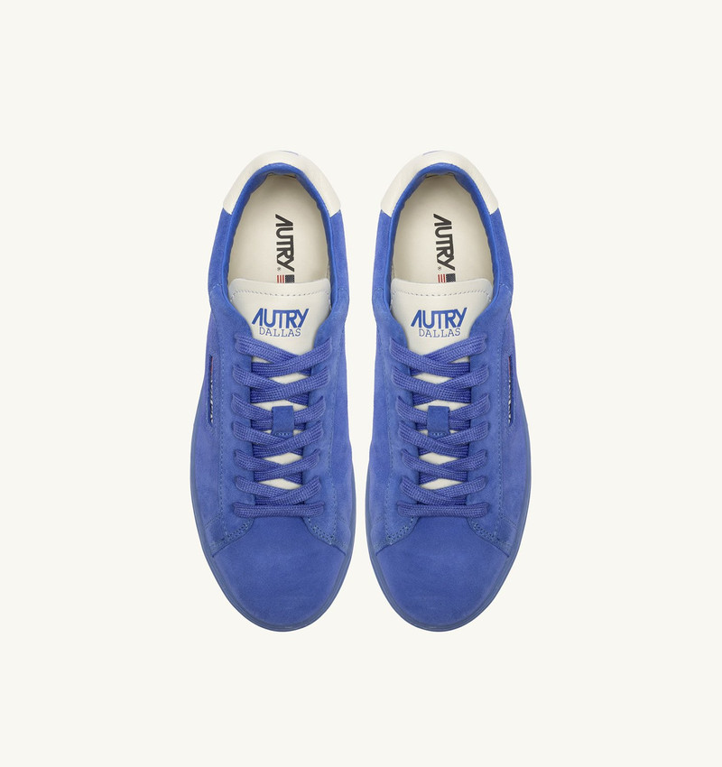 DALLAS LOW SNEAKERS IN MARSHMALLOW AND PALACE BLUE SUEDE 5