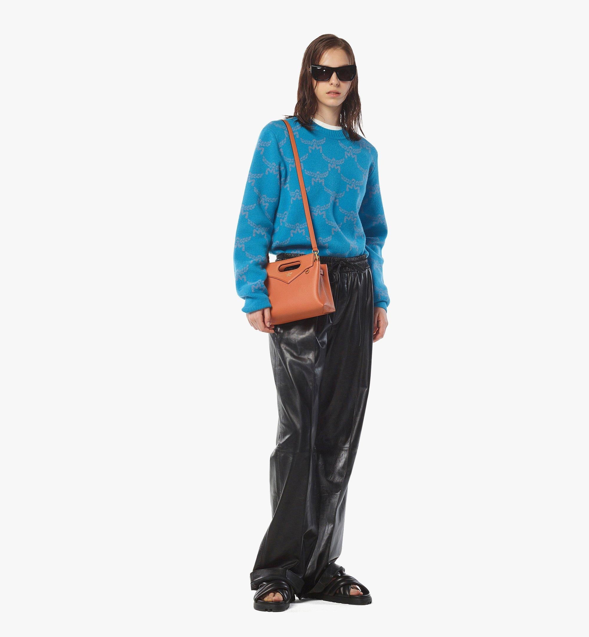 Soft Diamond Tote in Embossed Leather - 6