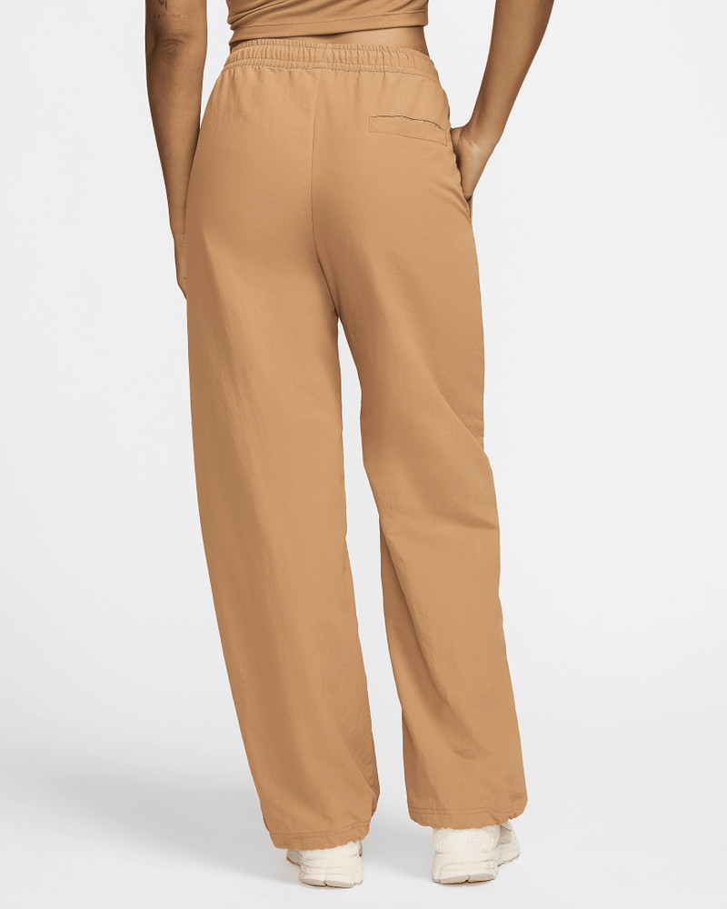 Nike Nike Sportswear Everything Wovens Women's Mid-Rise Open-Hem Pants outlook