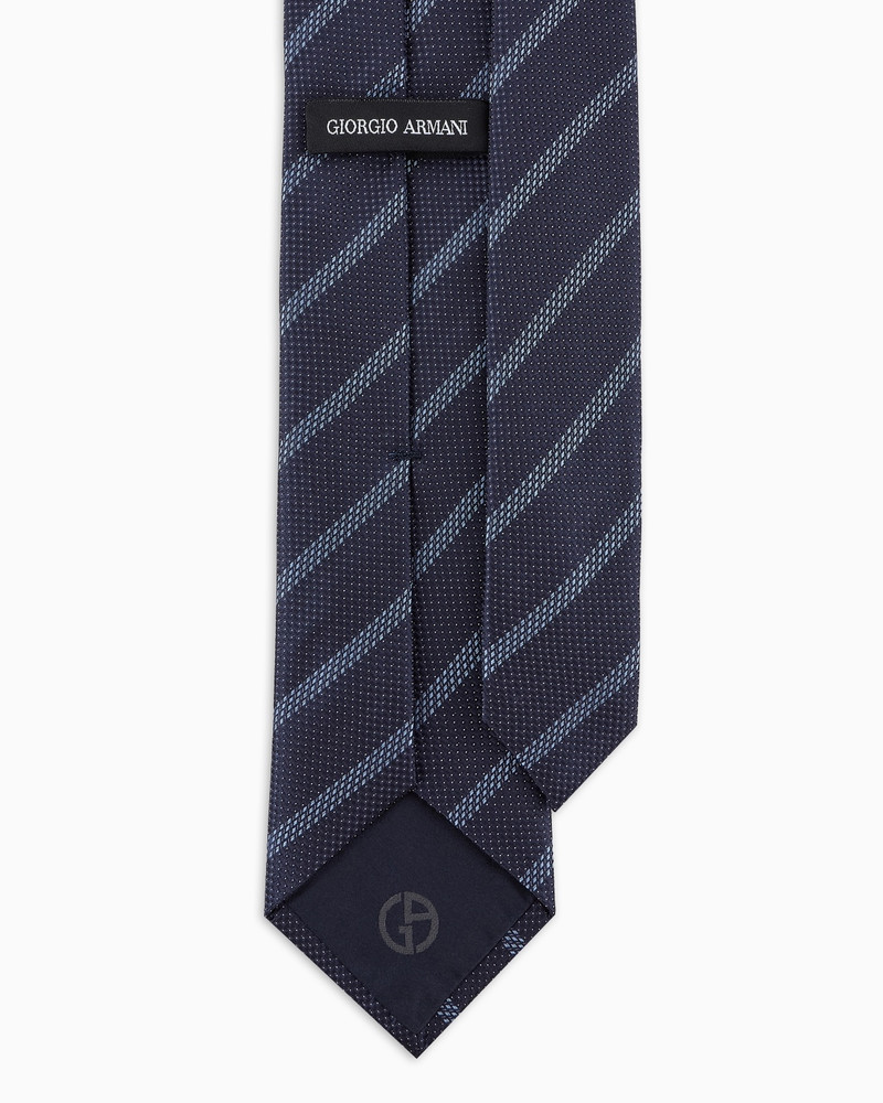 GIORGIO ARMANI PURE SILK TIE outlook