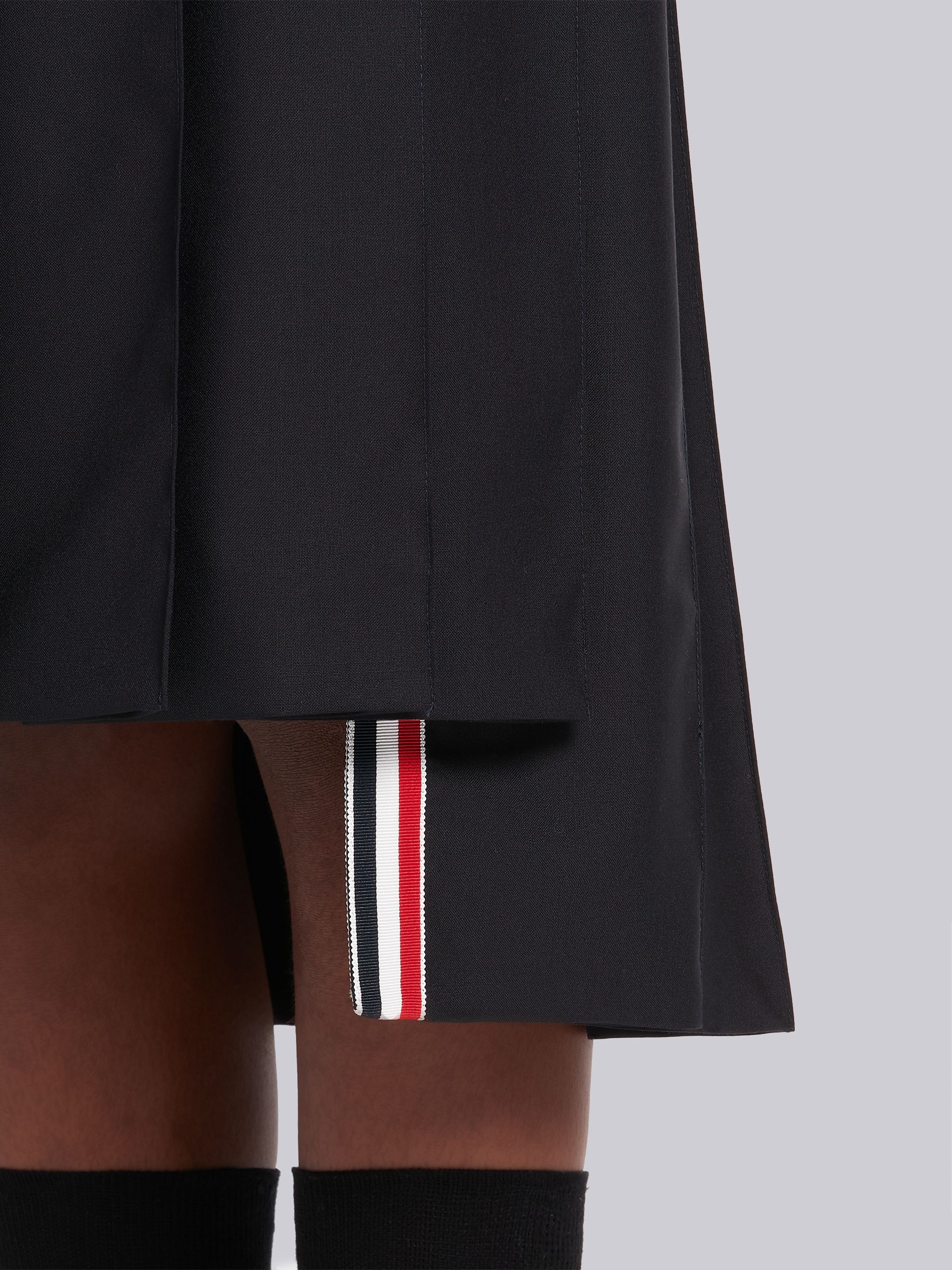 Black Wool Plain Weave Suiting Engineered 4-Bar Below Knee Pleated Skirt - 5