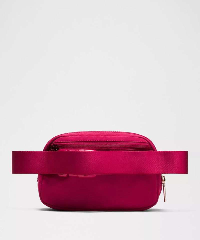 Everywhere Belt Bag 1L 3