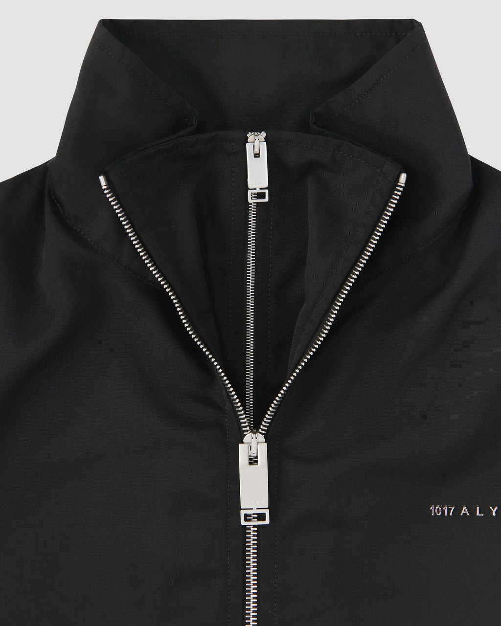 TRACK WINDBREAKER - 11
