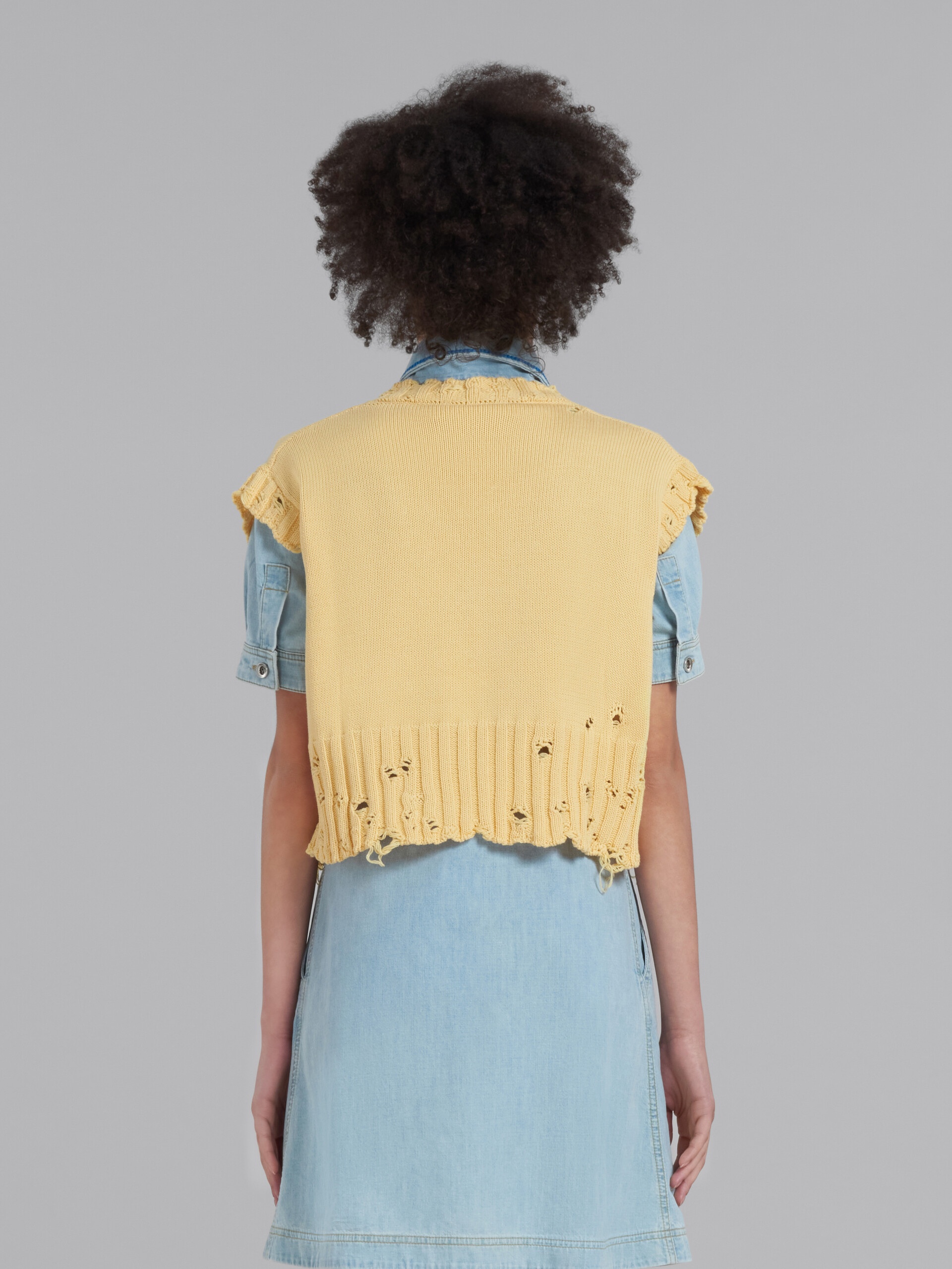 YELLOW COTTON V-NECK VEST - 3