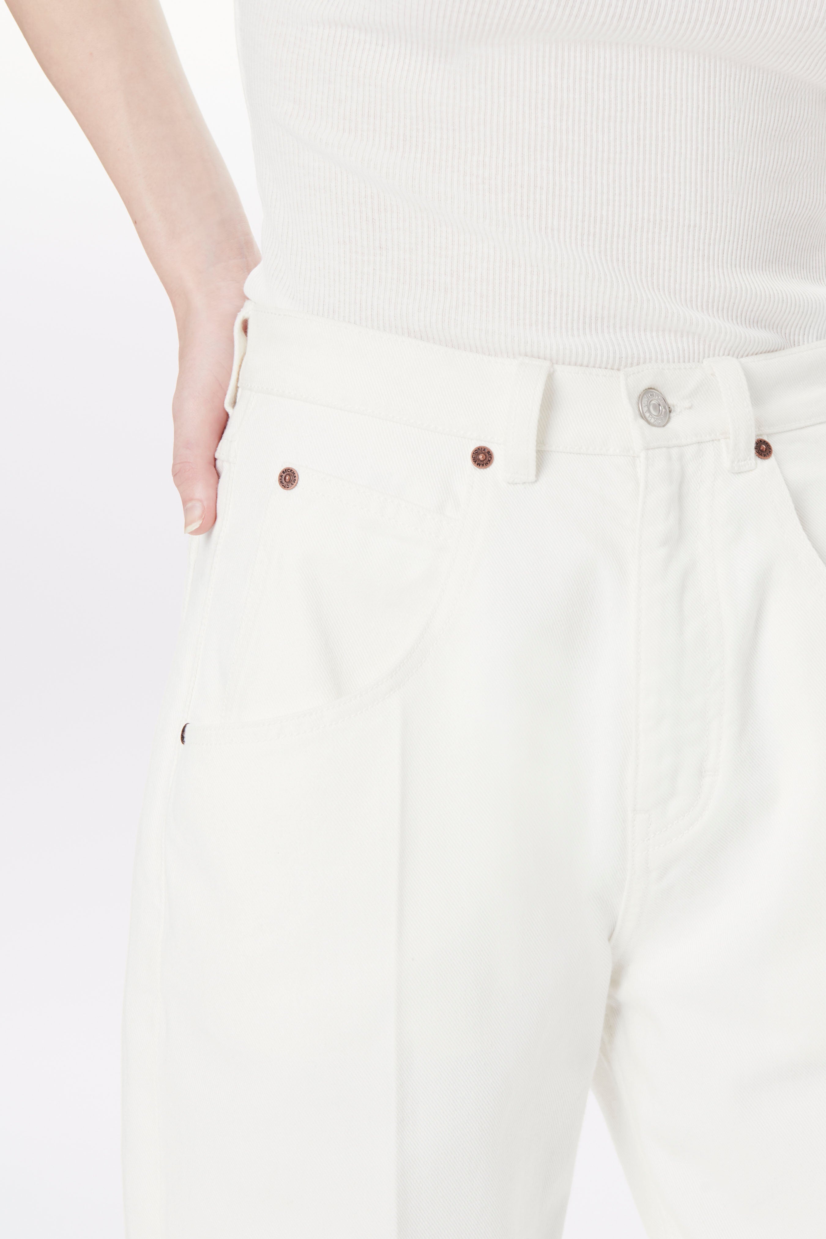 Mia Wide Leg Mid Rise Jean in Off White - 4