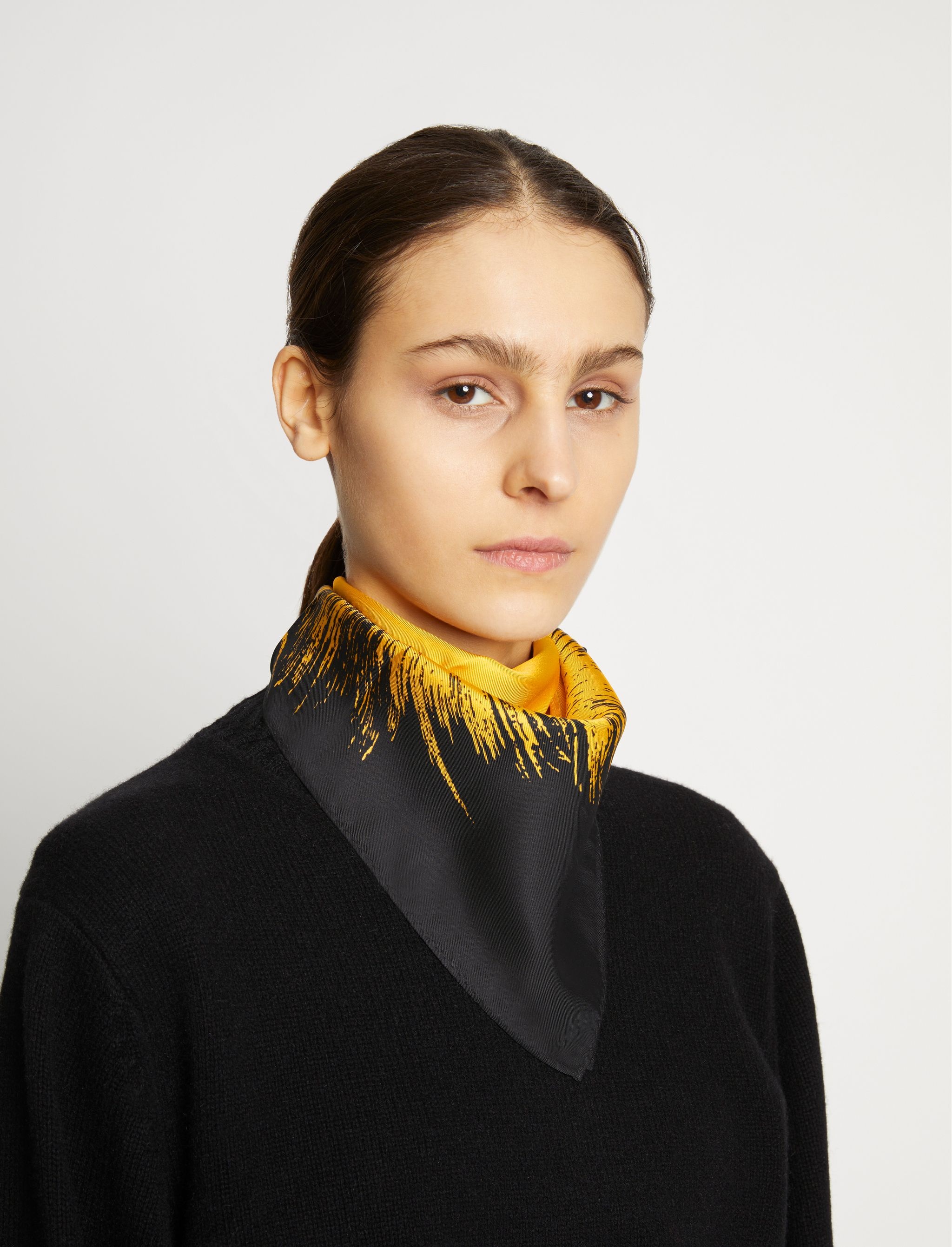 Feather Dot Handkerchief - 2