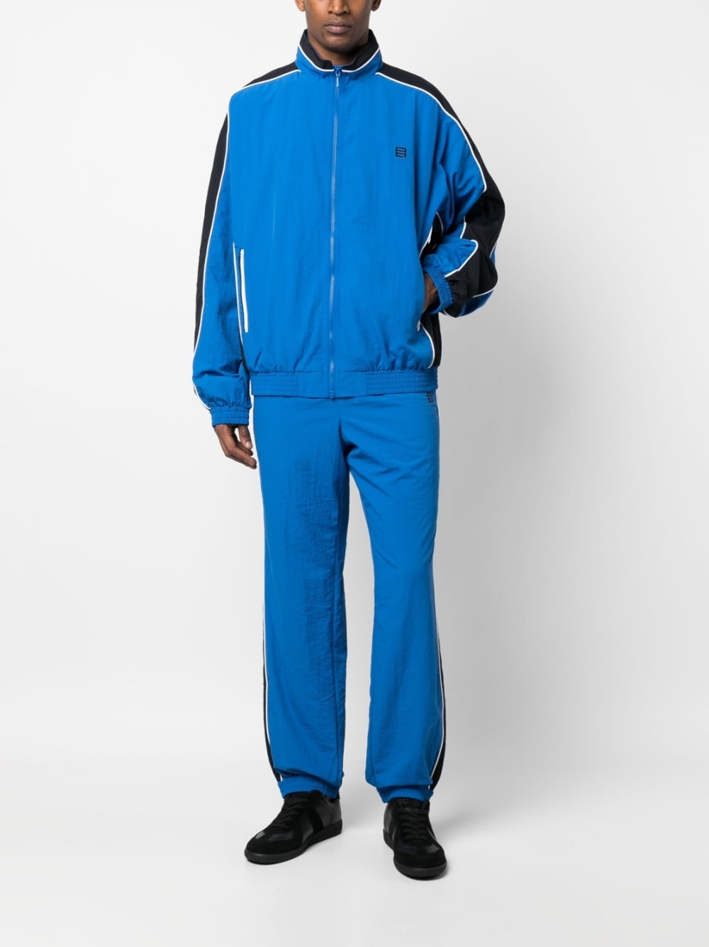 logo-embroidered zip-up jacket - 2