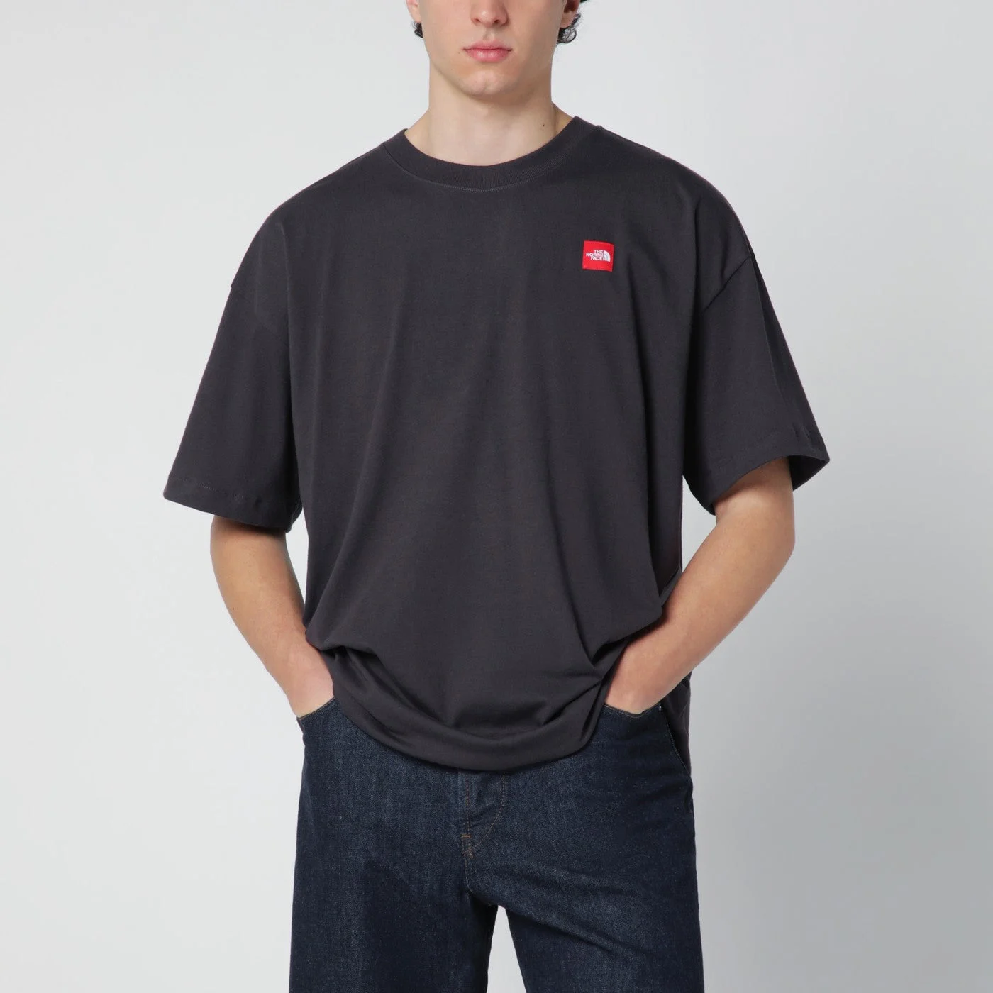 Black T-shirt with logo patch - 1