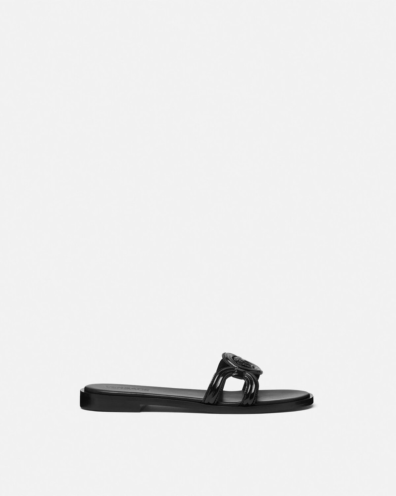 Medusa '95 Patent Flat Sandals 1