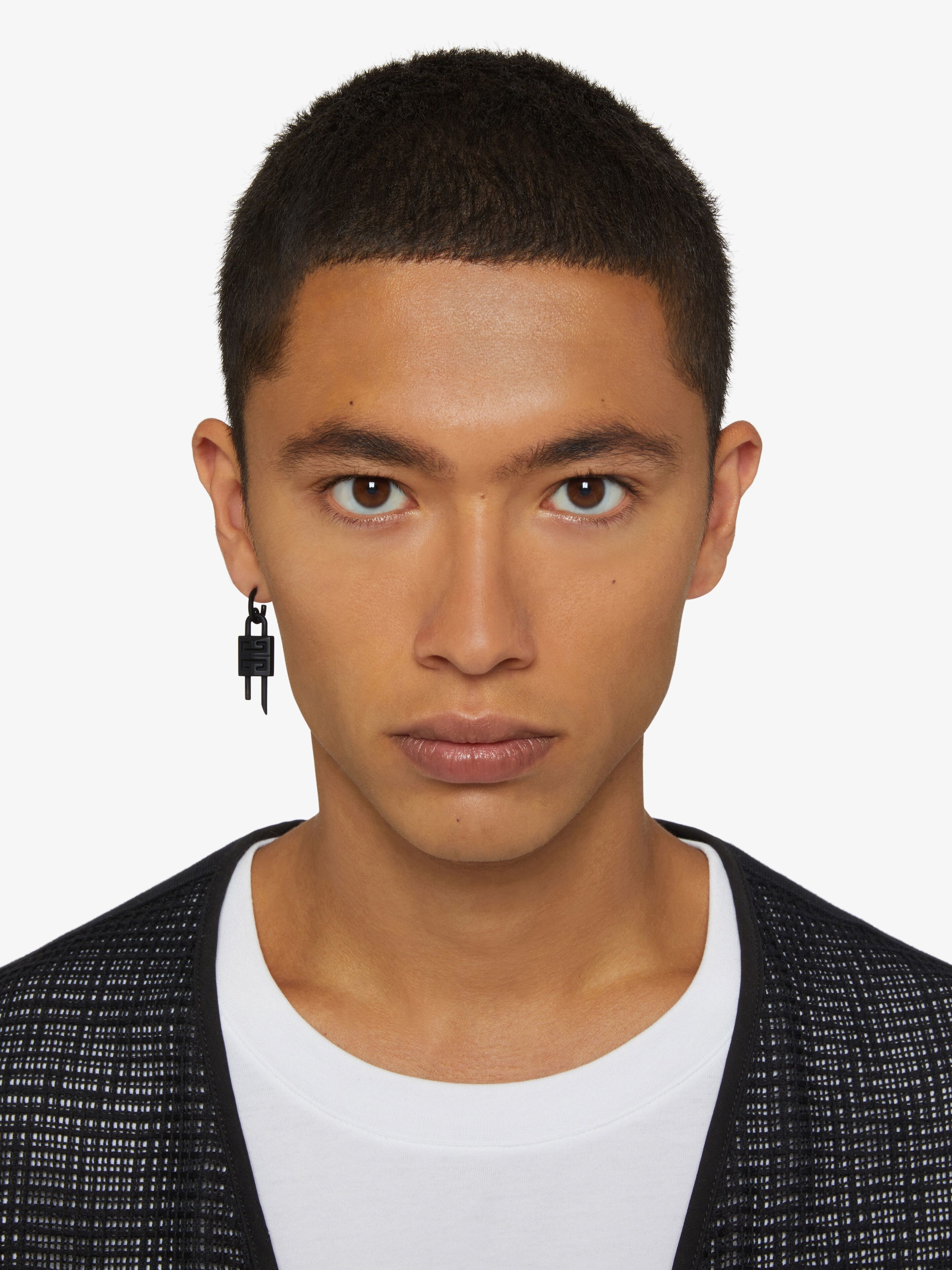 LOCK EARRING IN ENAMELLED METAL 3