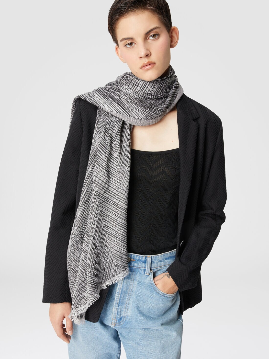 Viscose blend stole with sequins - 3