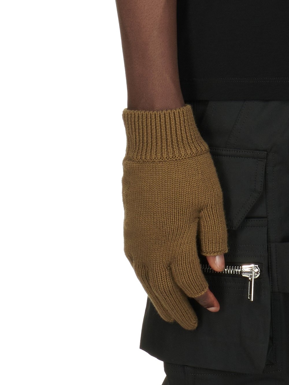 GLOVES - 6