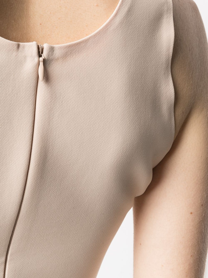 U-neck fitted vest 5
