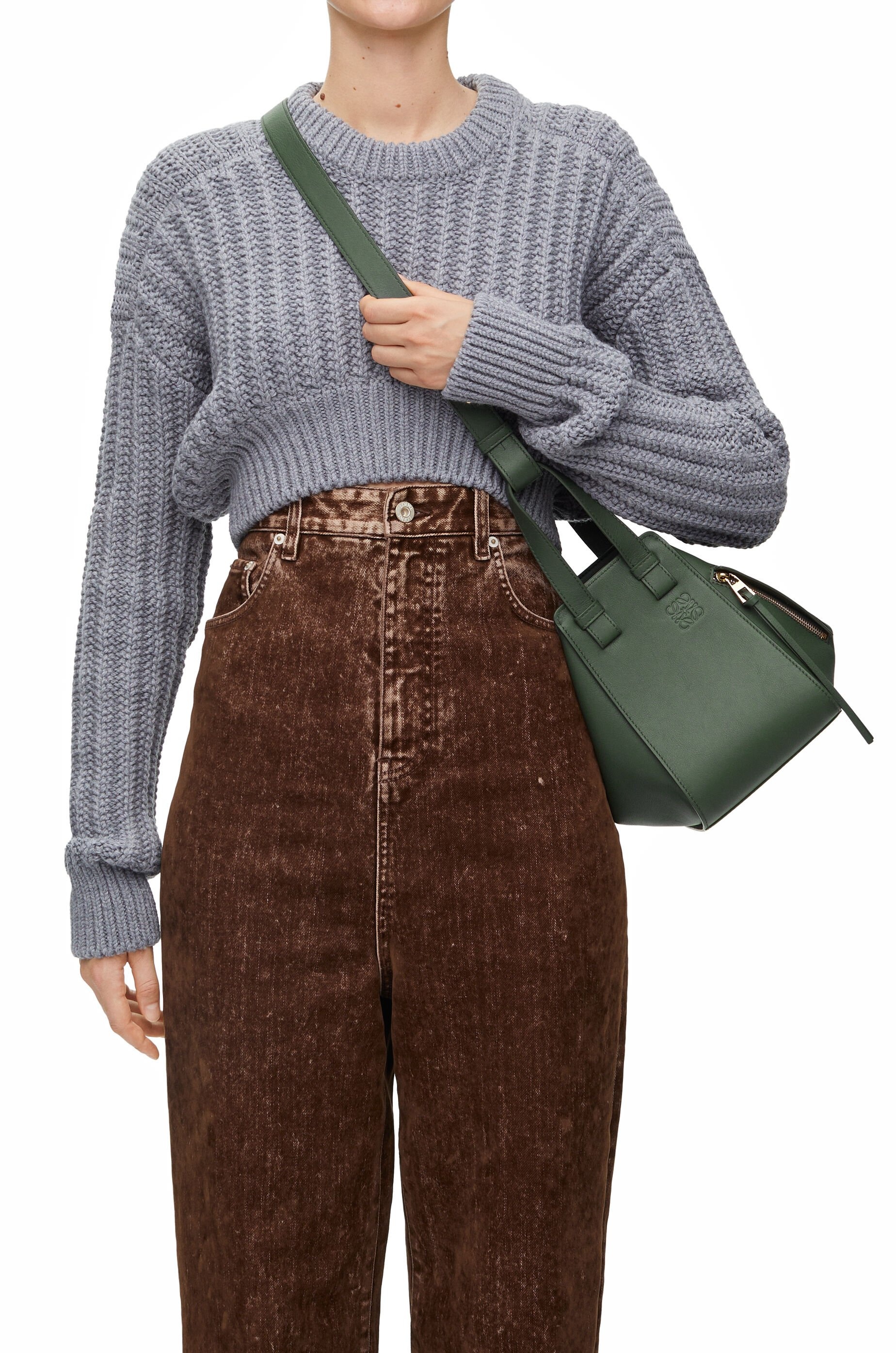 Compact Hammock bag in classic calfskin - 4