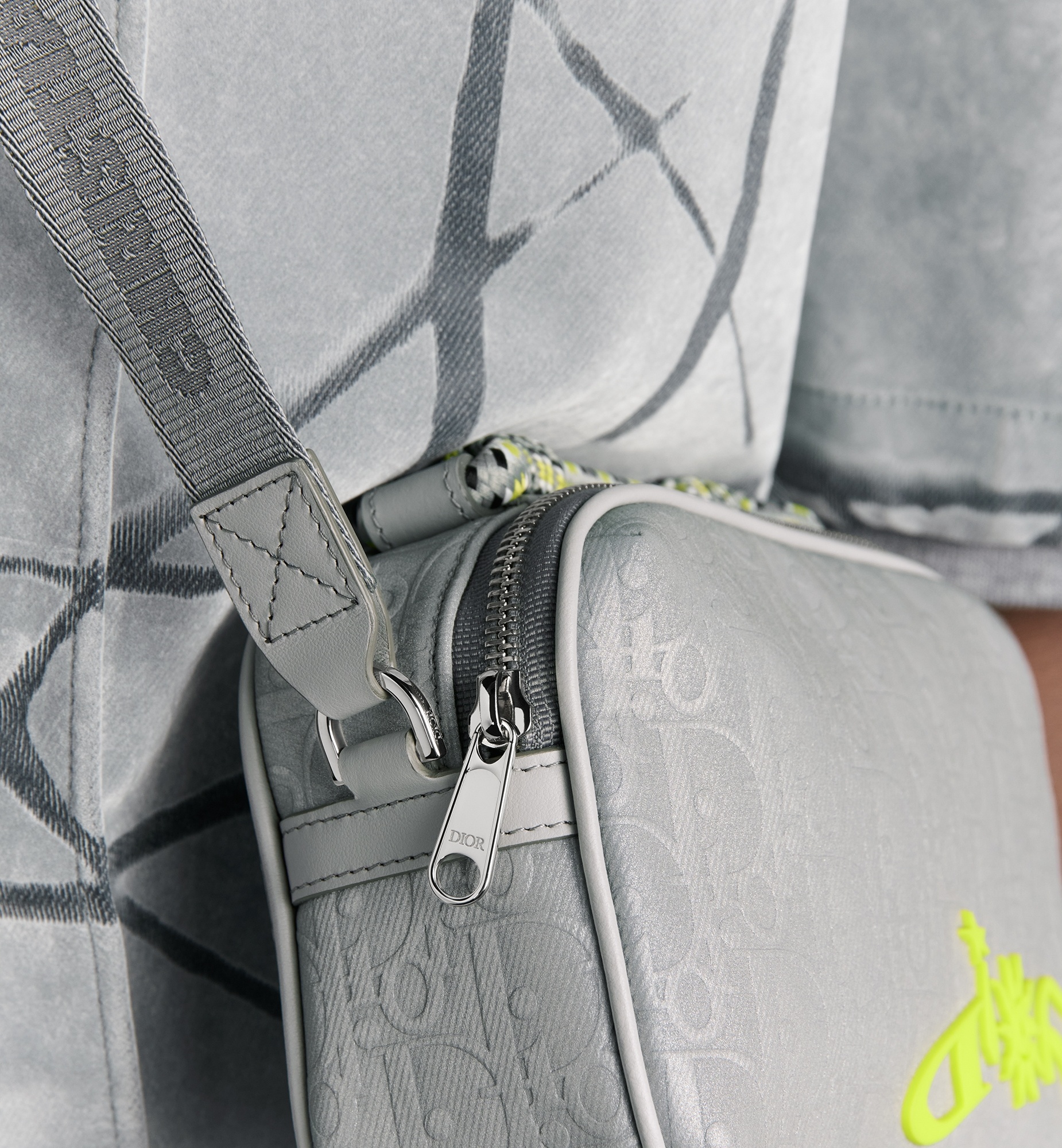 Mini DIOR AND LEWIS HAMILTON Zipped Bag - 3