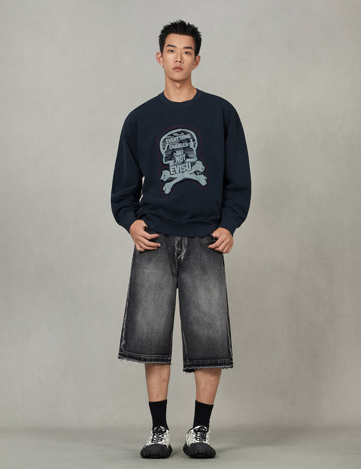 "Back to Bone" and Skull Print Fashion Fit Sweatshirt - 4