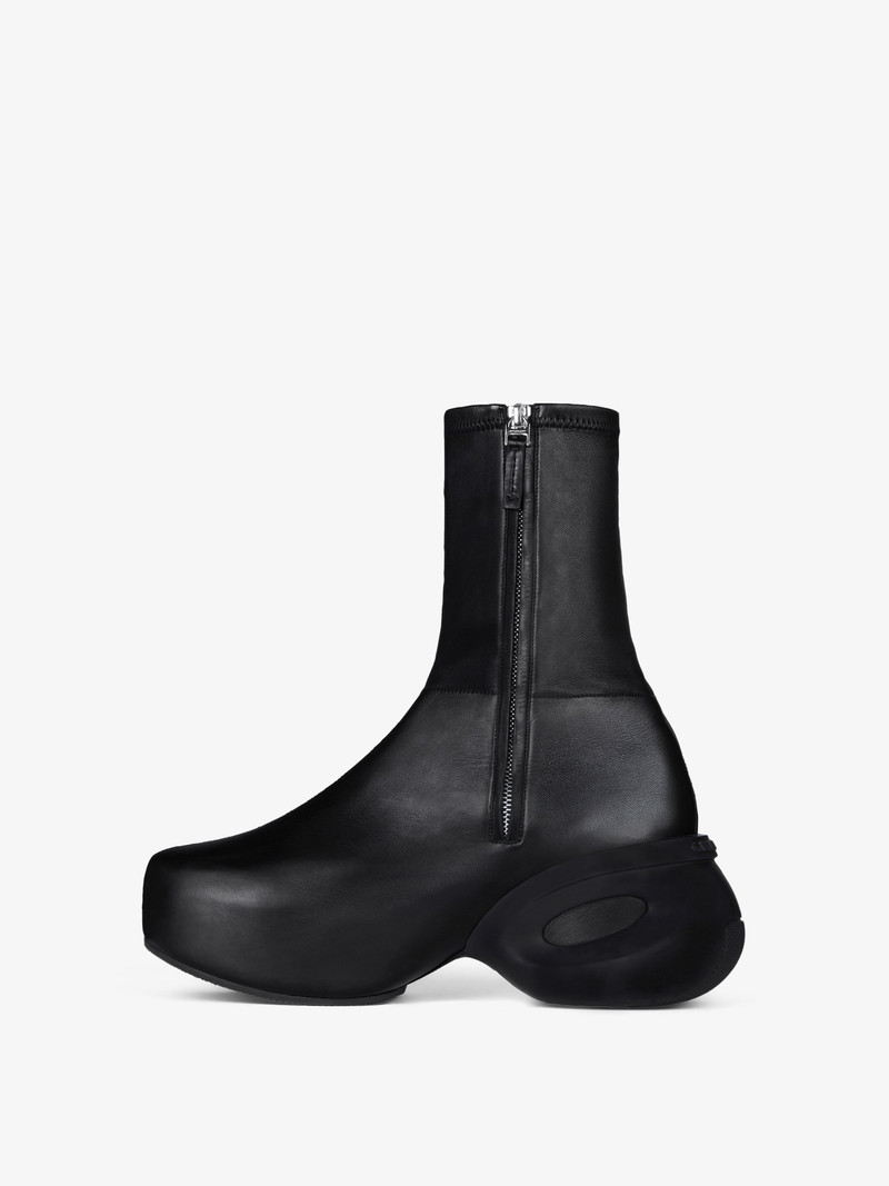 Givenchy G CLOG BOOTS IN LEATHER outlook