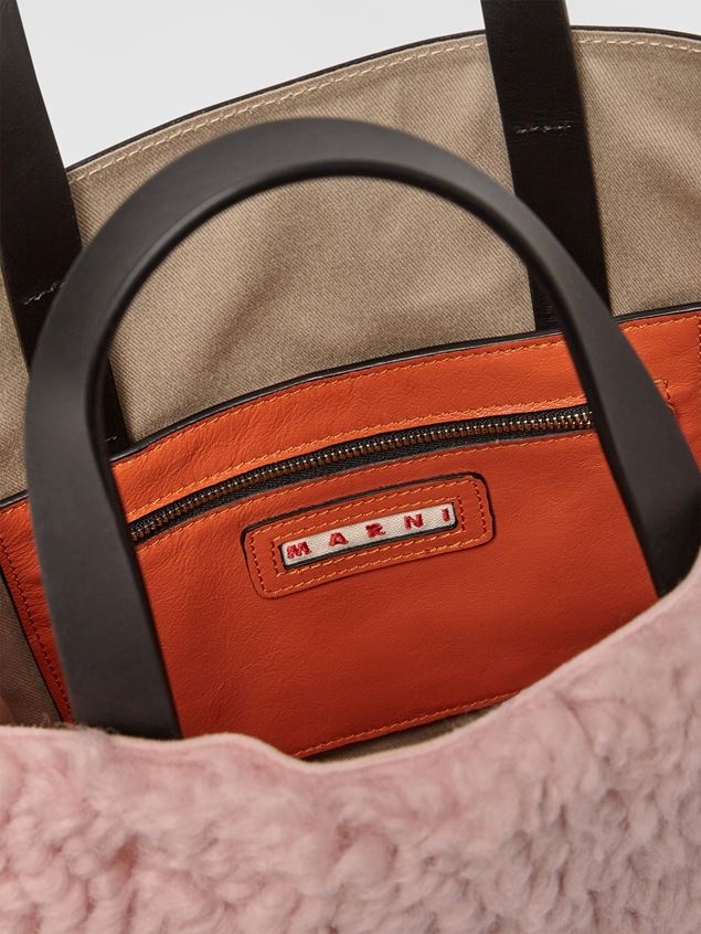 MUSEO SOFT BAG IN SHEARLING AND CALFSKIN WITH EMBROIDERED LOGO - 5
