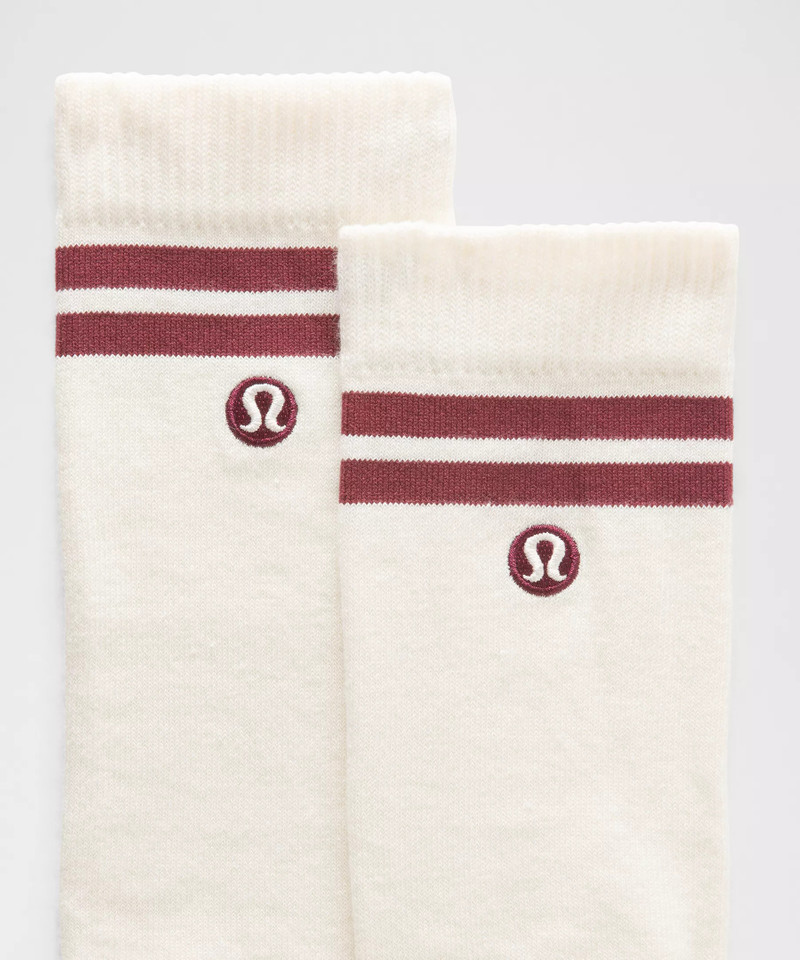 lululemon Unisex Daily Essential Knee-High Socks *Stripe outlook