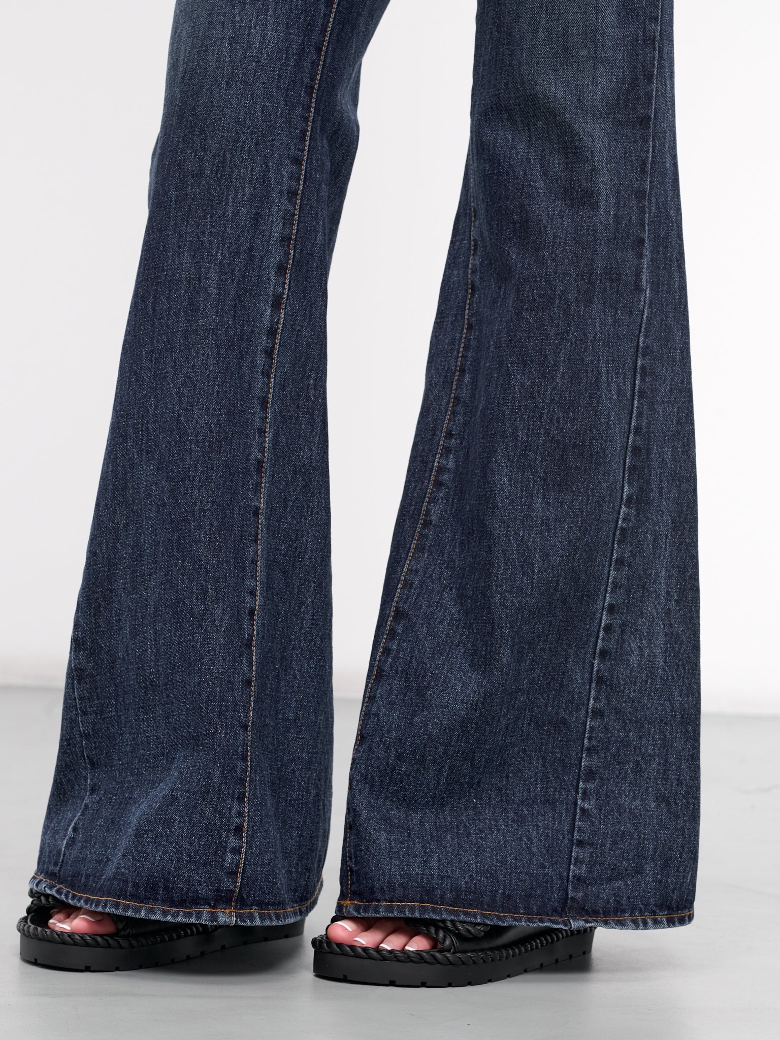 Flared Jeans - 5