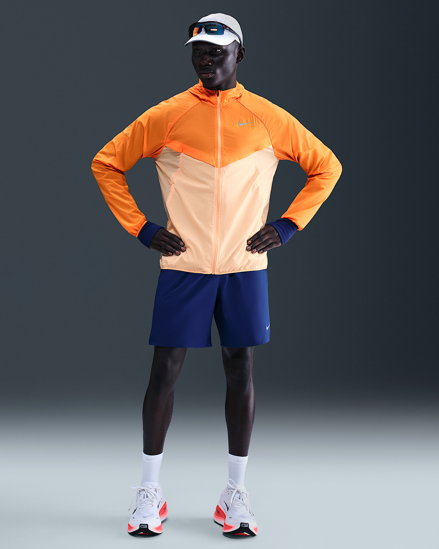 Nike Stride Men's Repel UV Running Jacket - 4