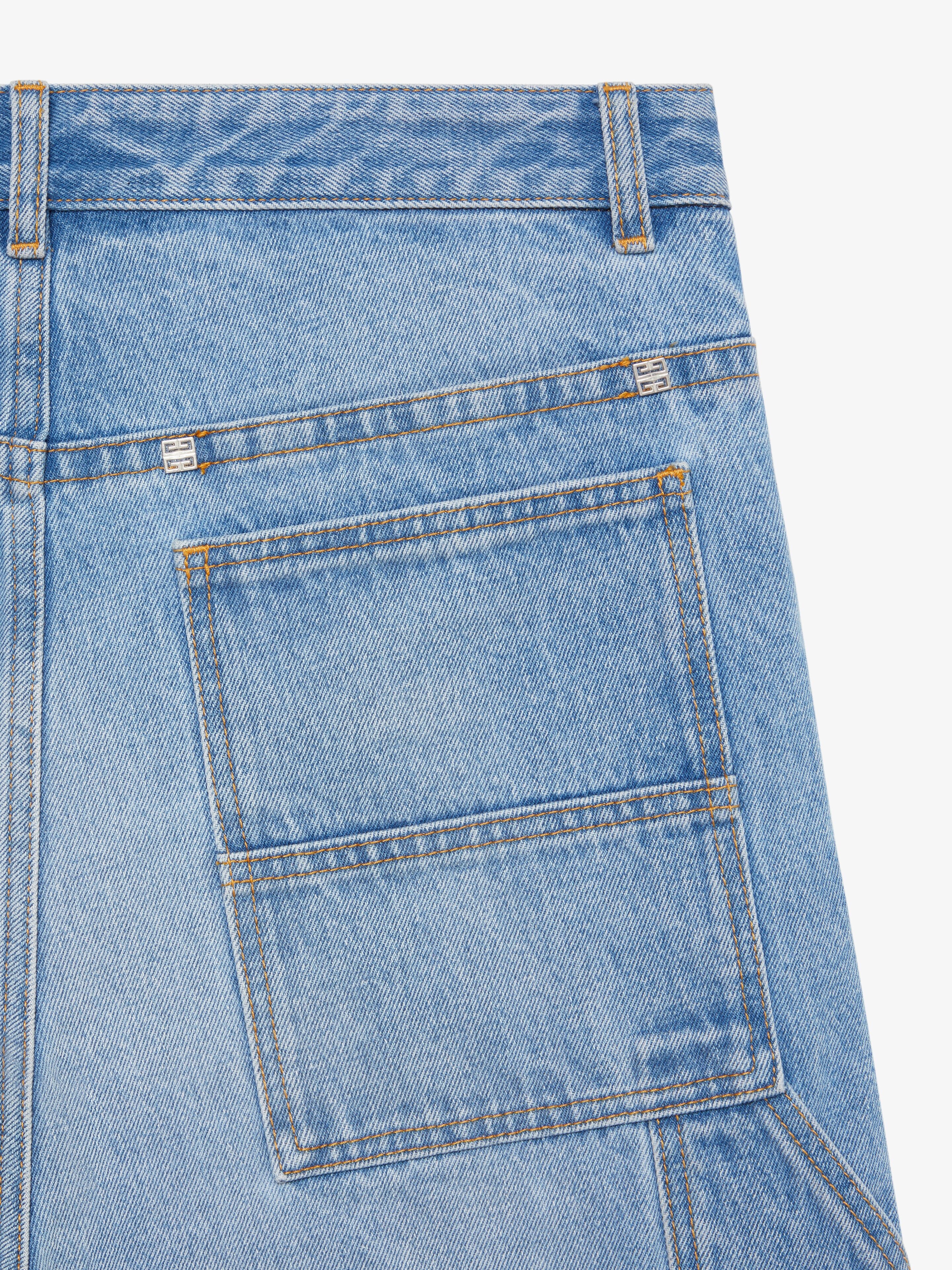 CARPENTER BERMUDA SHORTS IN DENIM - 5