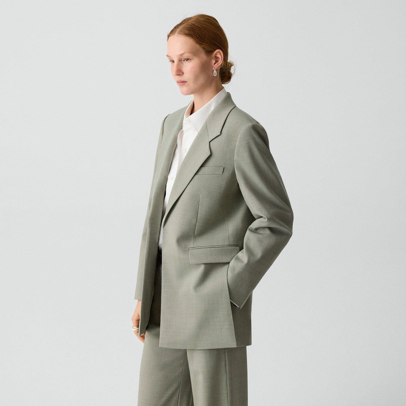 Vented Blazer in Wool Gabardine 2