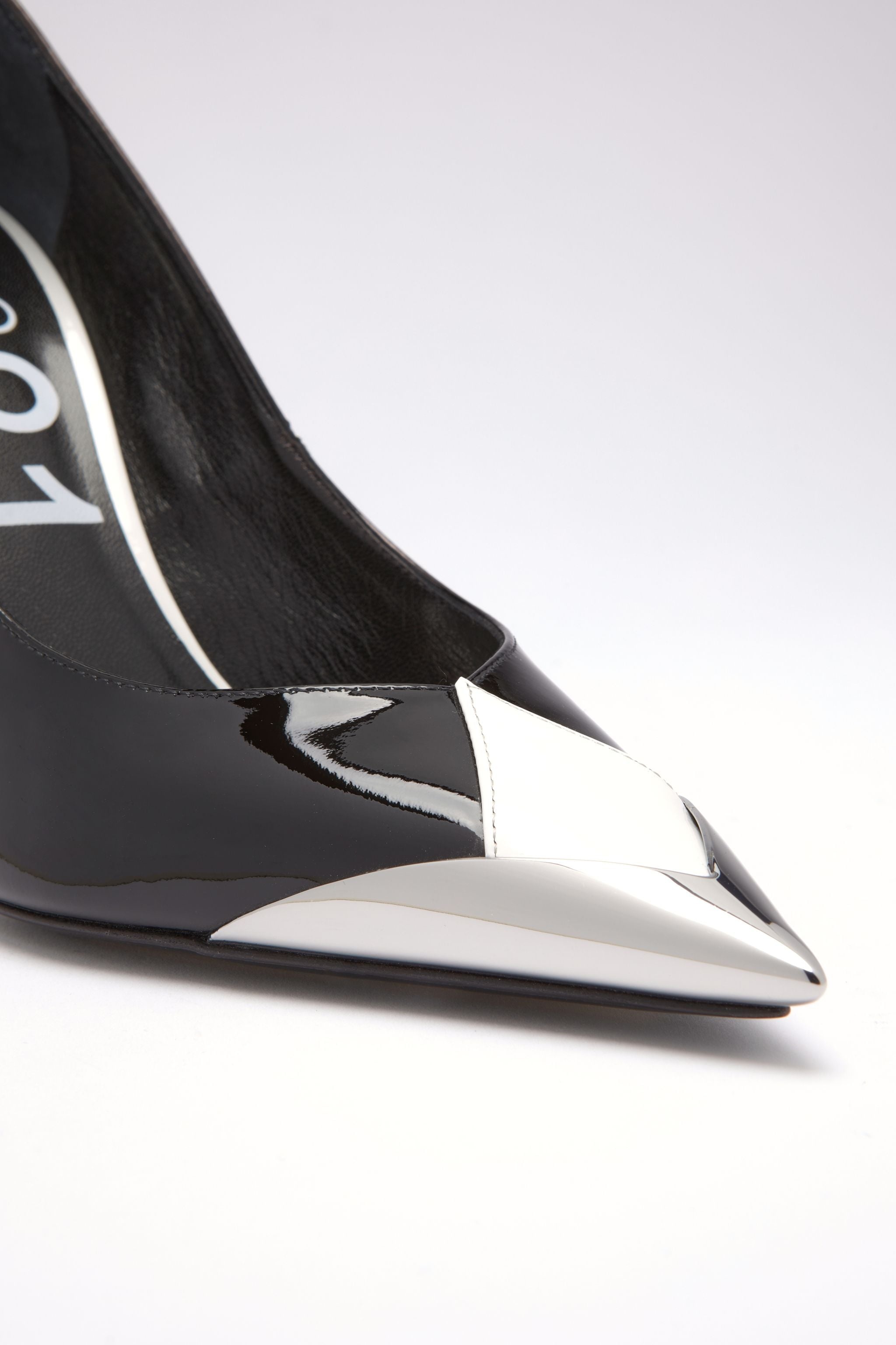 TOE-CAP PUMPS - 5