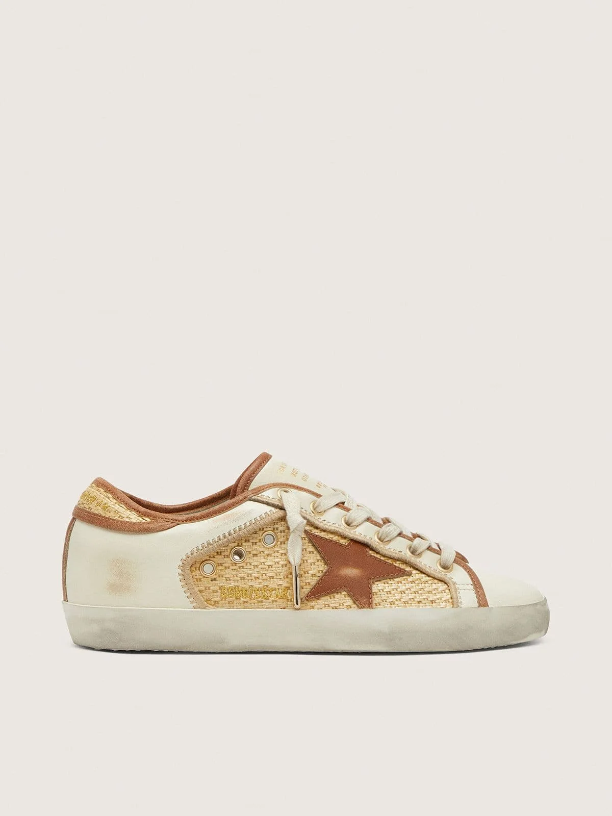 Women’s Super-Star in white leather and raffia with brick-red star and inserts - 1
