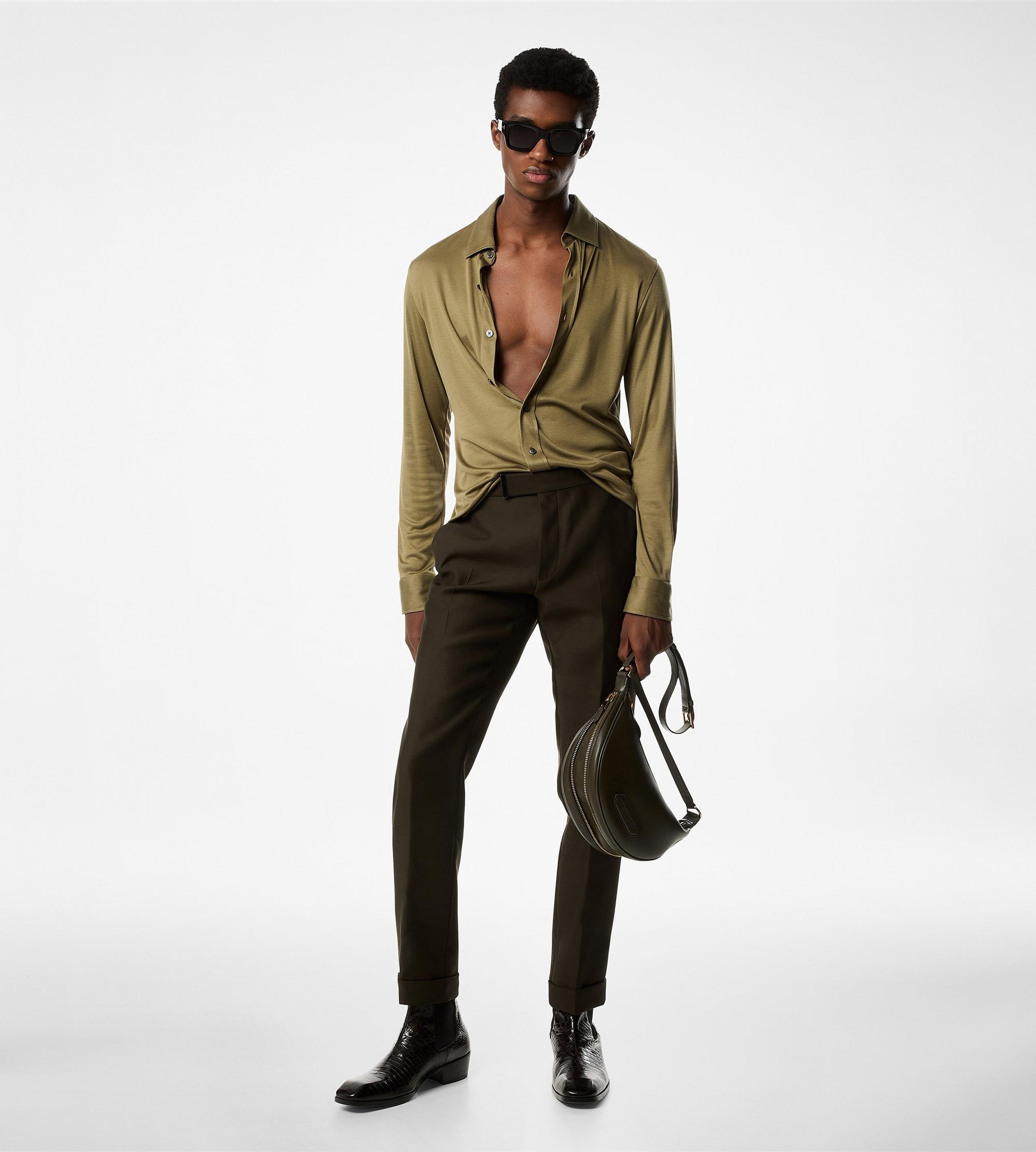 TOM FORD SMOOTH LEATHER ZIP CRESCENT BAG | REVERSIBLE