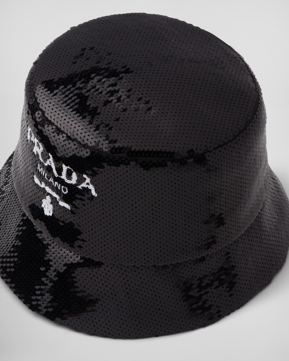 ハット PRADA BLACK SEQUINS BUCKET HAT Prada Black sequins bucket hat for Women Online USA at