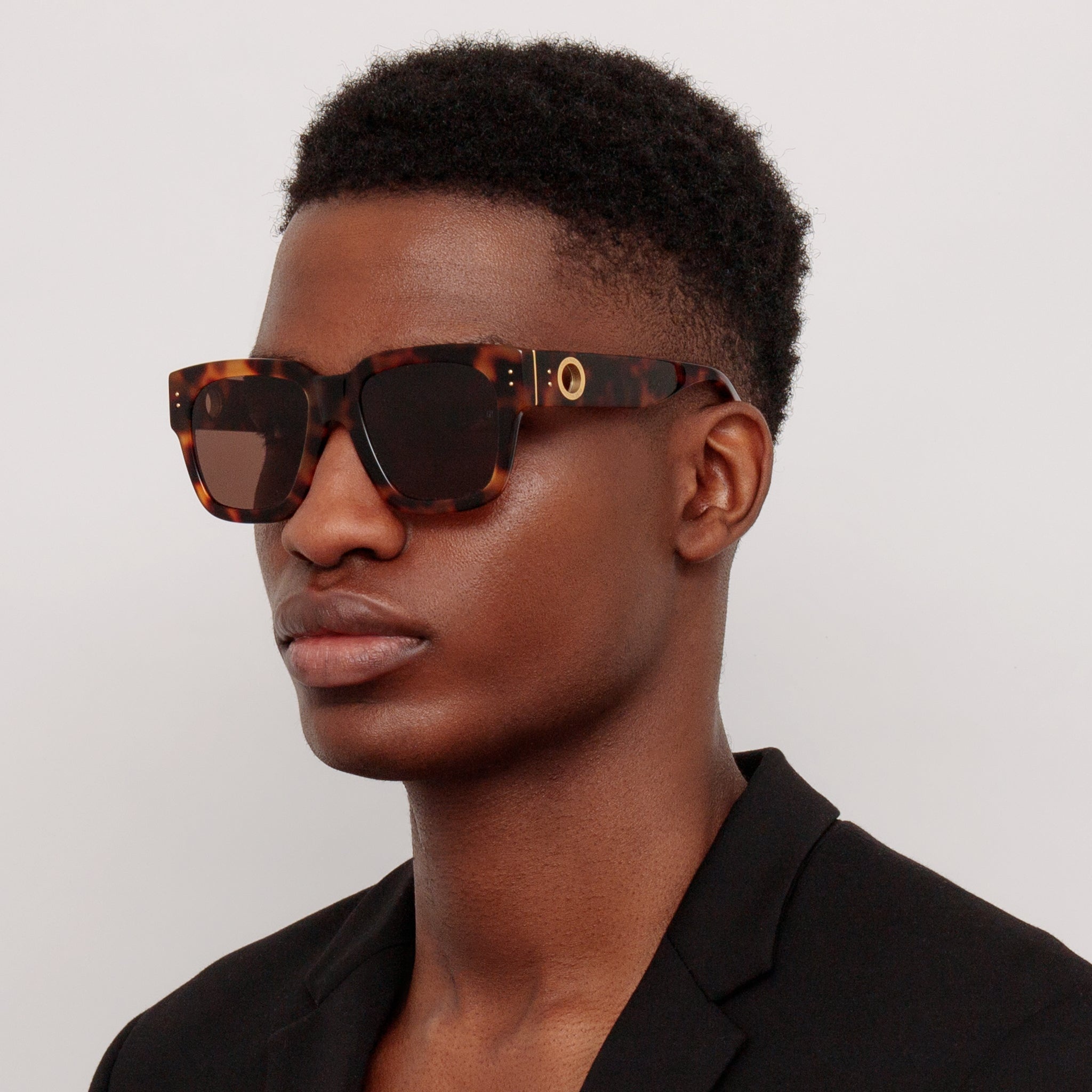 Amber Sunglasses in Tortoiseshell - 4