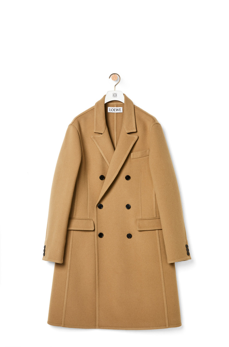 Double-breasted coat in wool 1