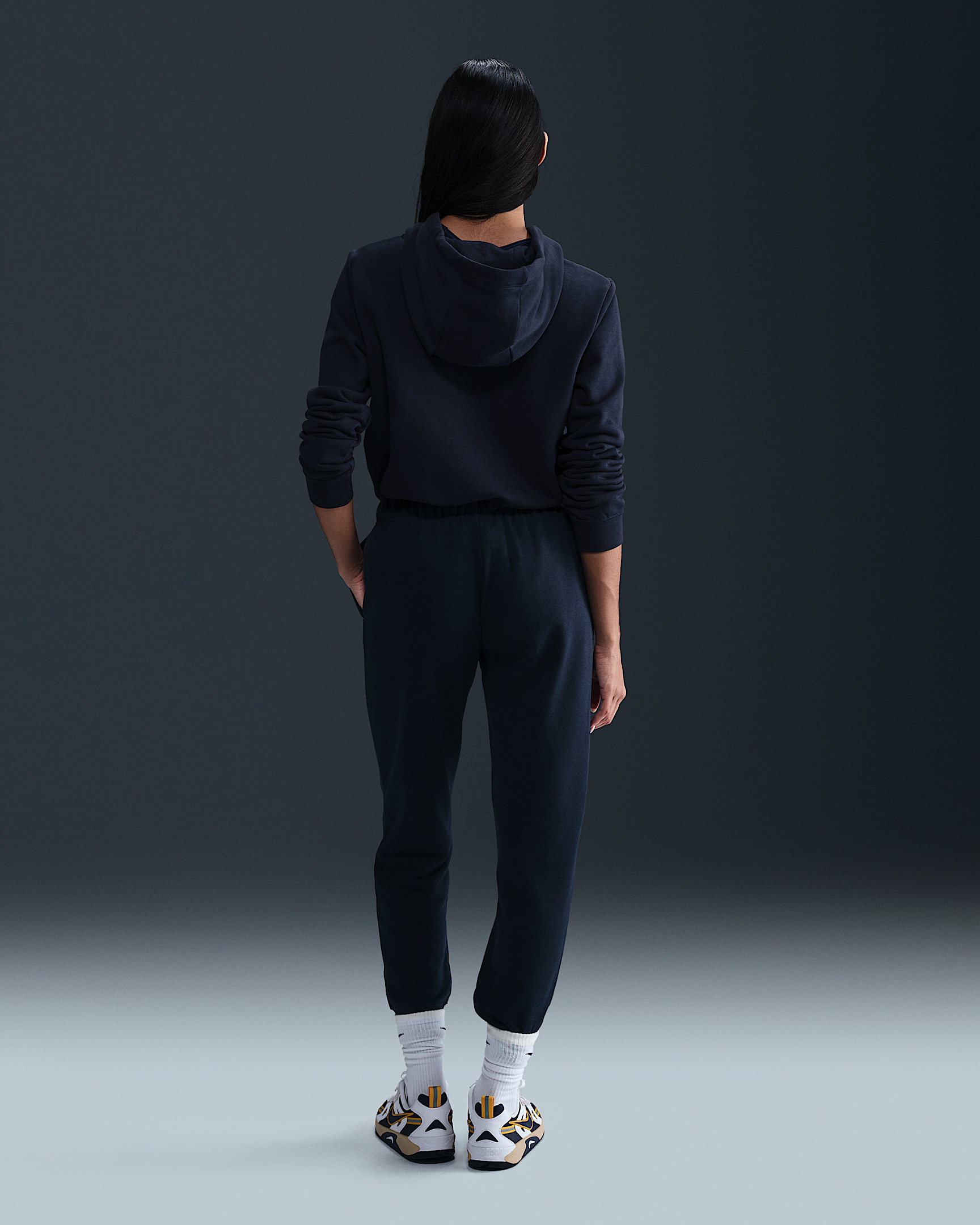 Nike Sportswear Club Fleece Women's Mid-Rise Joggers - 4