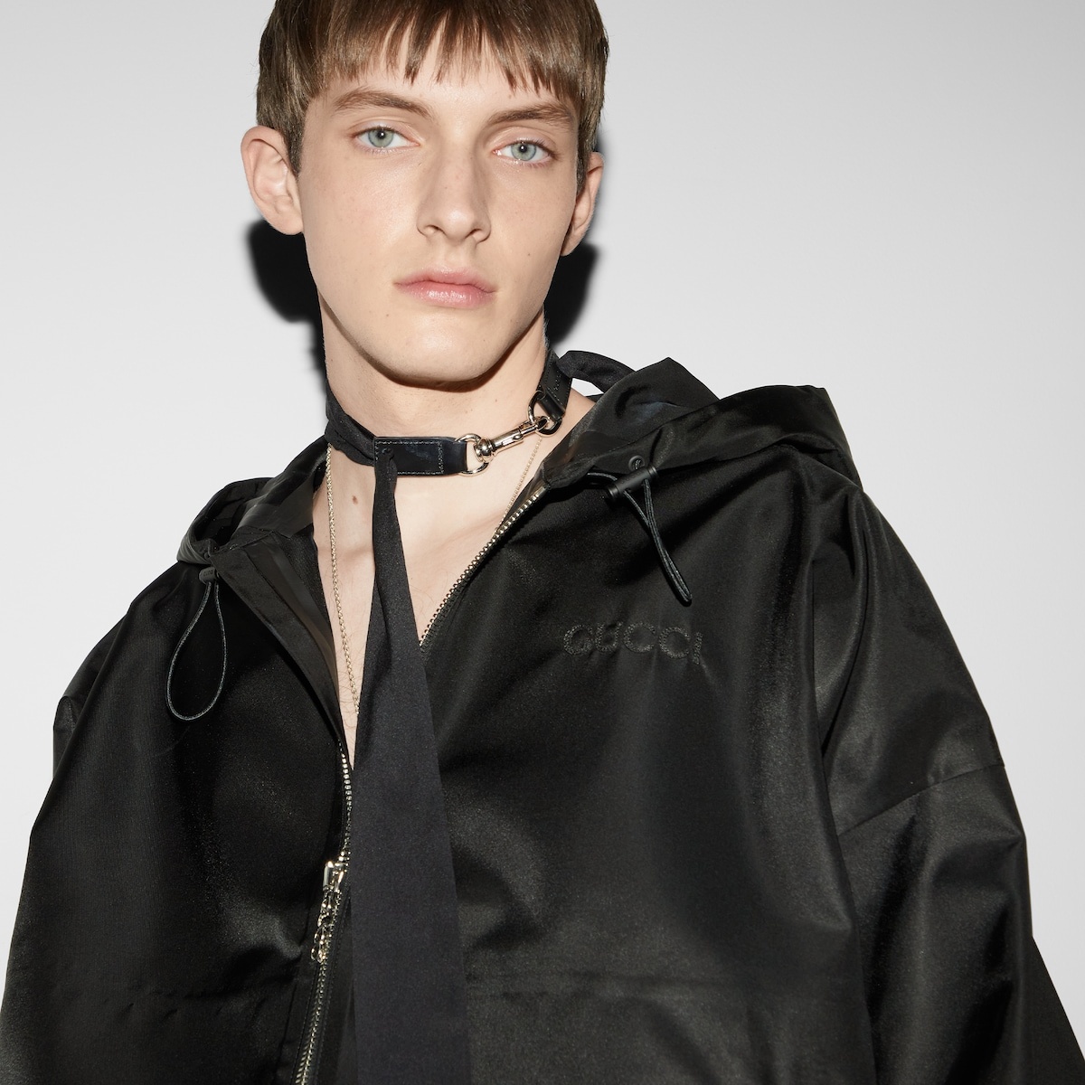 Nylon hooded jacket with embroidery - 5