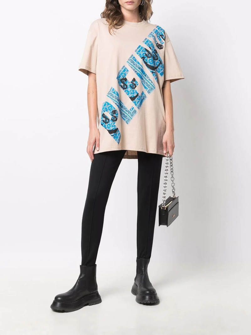 graffiti-print round neck T-shirt 3