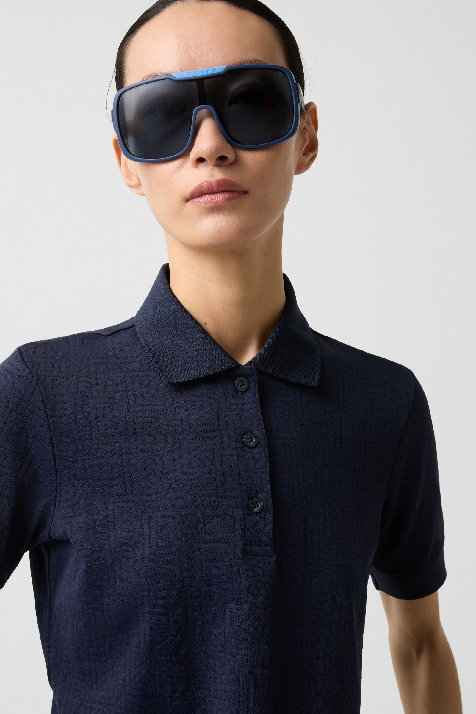 Larina functional short-sleeved top in Navy blue - 4