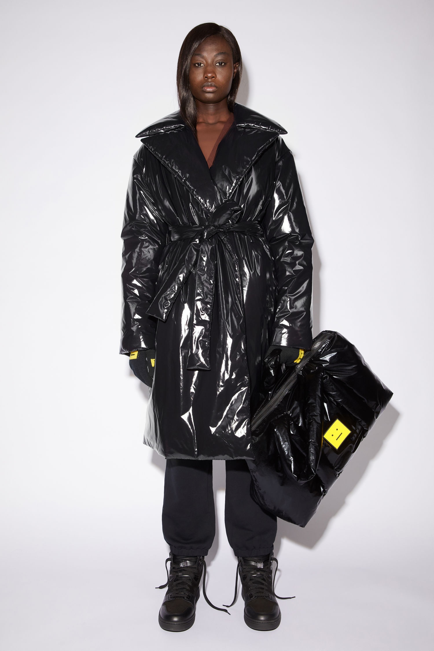 Padded face coat - Black - 2