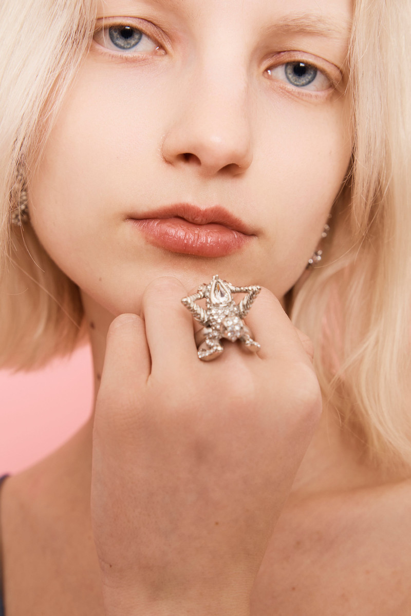 Collina Strada SILVER CLEAR MANTIS RING outlook