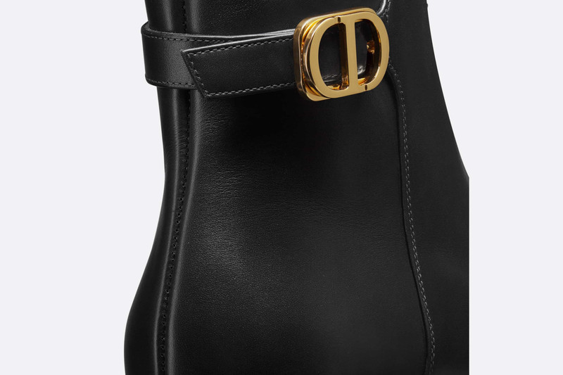 30 Montaigne Ankle Boot 6